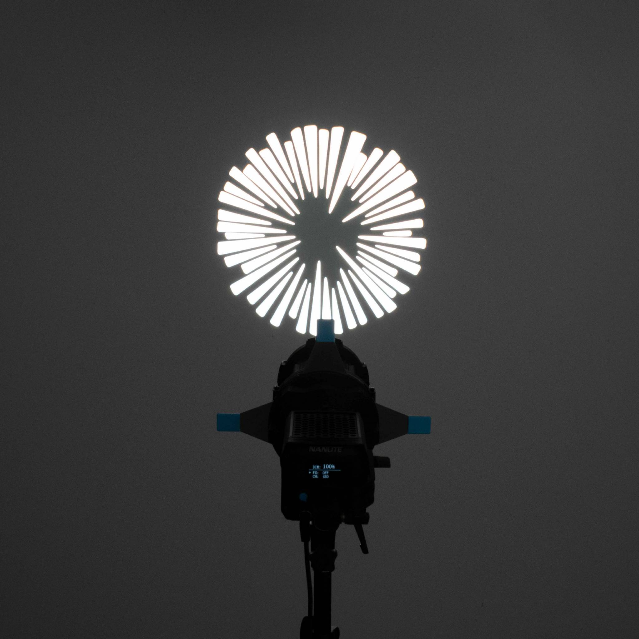NANLITE PJ-FMM-19 Projection Attachment, 19°