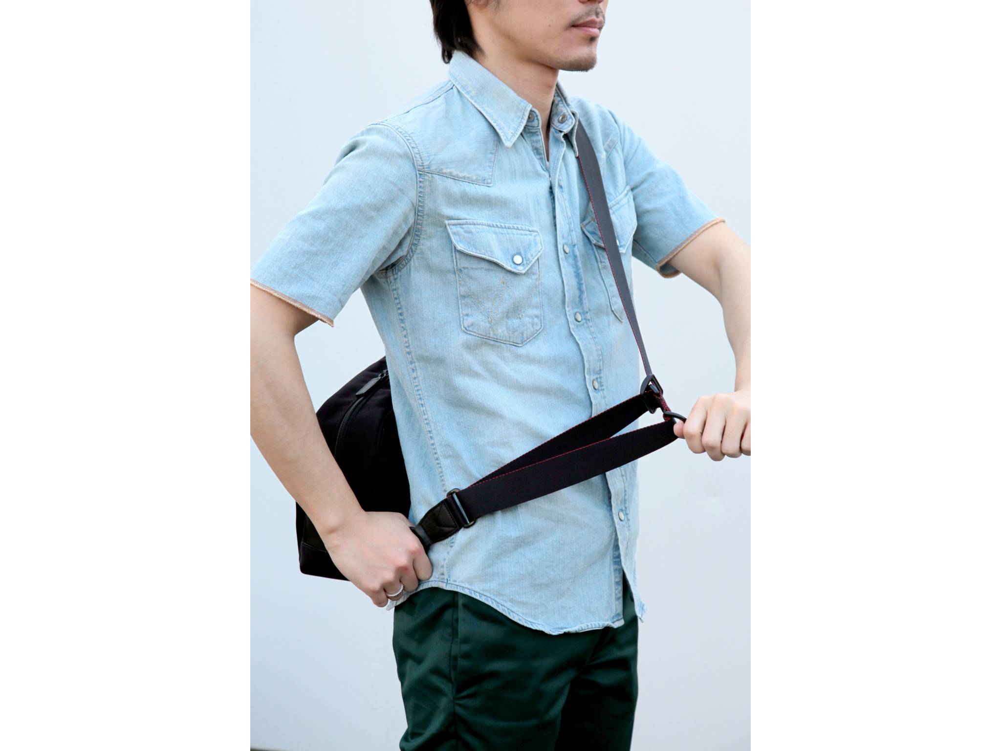 大流行中！ RR4 05C BLK, Sling Bag, black バッグ